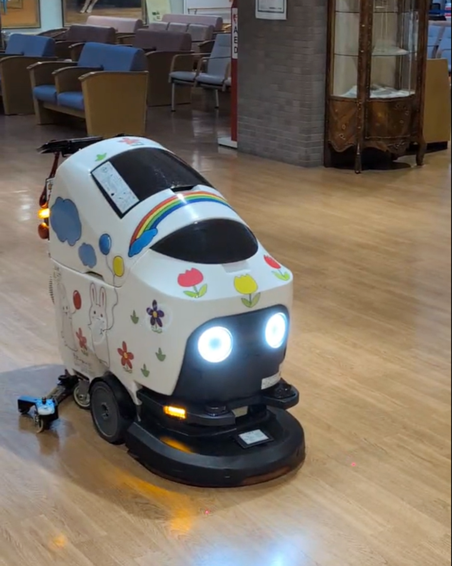 清掃ロボット「HAPiiBOT」の写真